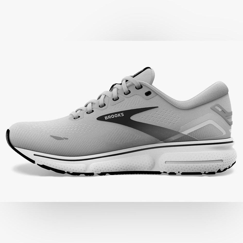 Brooks Ghost 15 Neutral Running Shoe in Alloy/Oyster/Black, size Men’s 10W